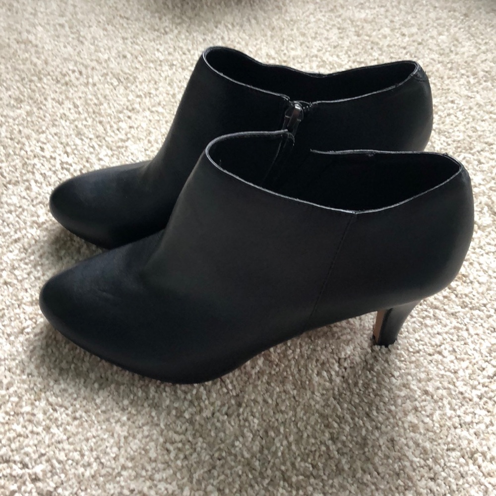 Black heeled booties